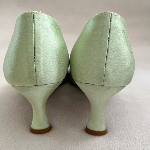 Stuart Weitzman Vintage Satin Kitten Heels Squared Toe 9.5 B - Picture 3 of 9